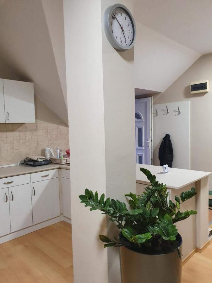 Bella Apartman Сегед Экстерьер фото