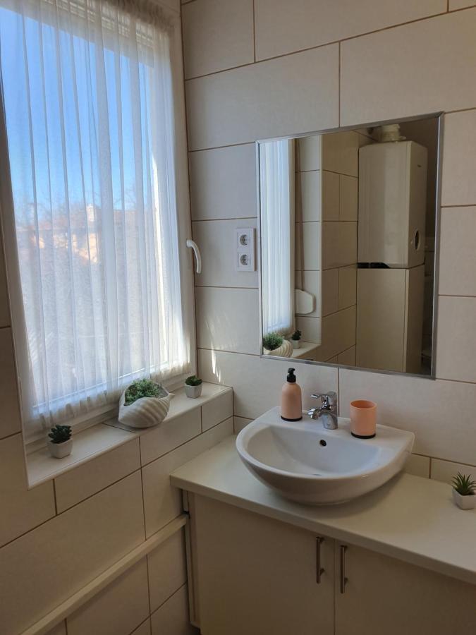 Bella Apartman Сегед Экстерьер фото