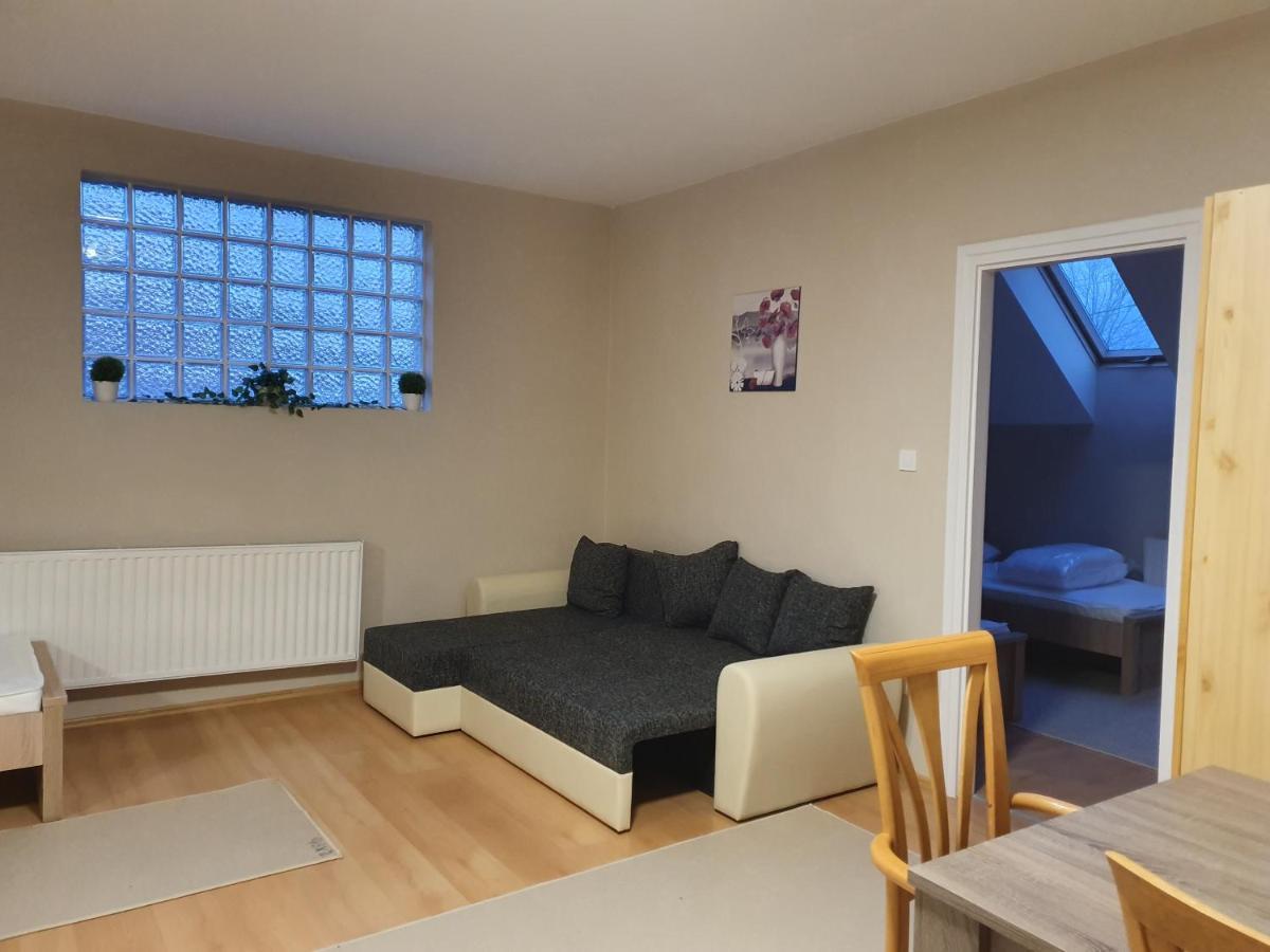 Bella Apartman Сегед Экстерьер фото